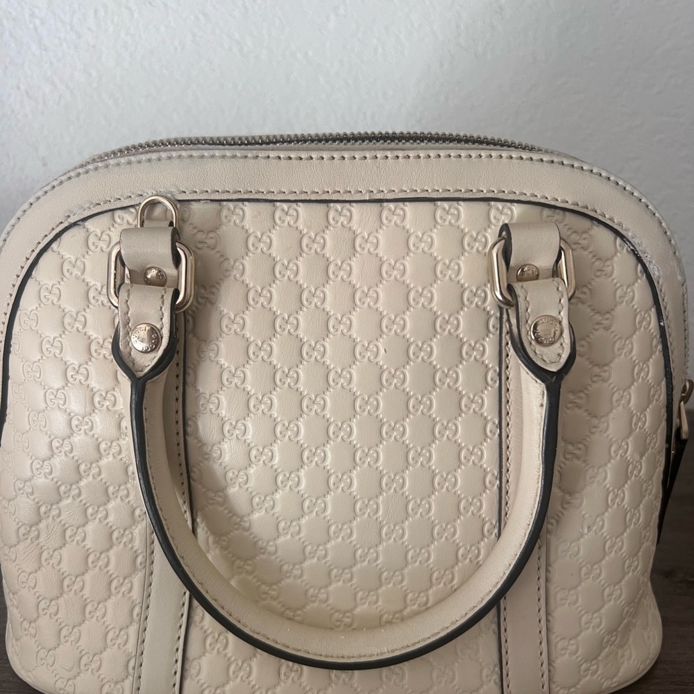 Gucci Ivory Shoulder bag with Black Accents - Picture 5 of 13